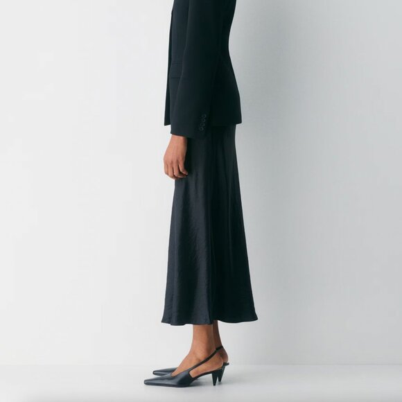 Aritzia Babaton Slip Satin Maxi Skirt Black Size 00 - Picture 7 of 12